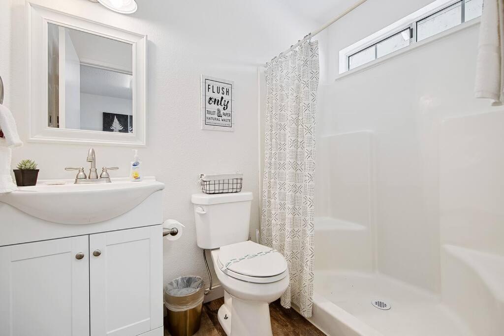 Appartement Couples Studio 1 W Full Kitchen à Oakhurst Extérieur photo