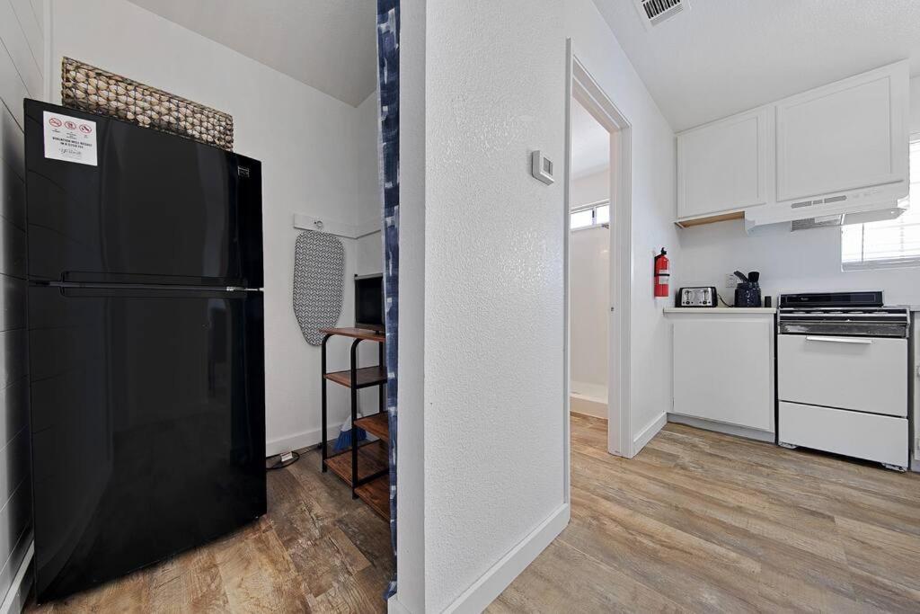 Appartement Couples Studio 1 W Full Kitchen à Oakhurst Extérieur photo